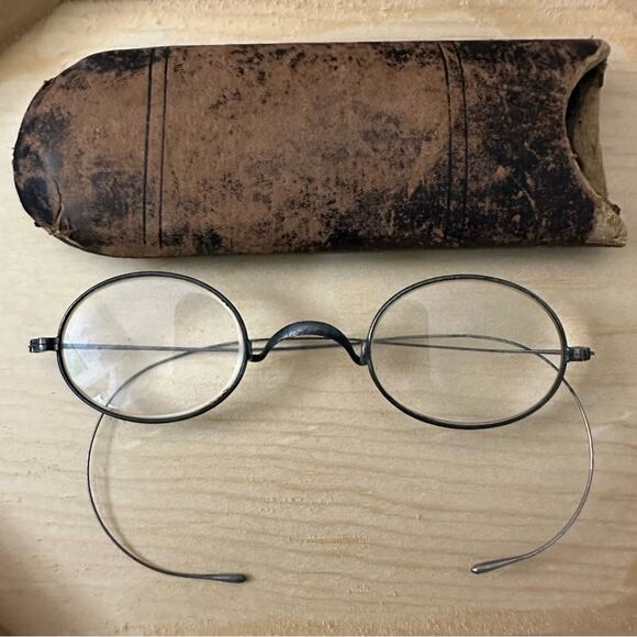 Antique Wire Rim Eyeglasses & Leather Case - Picture 1 of 7